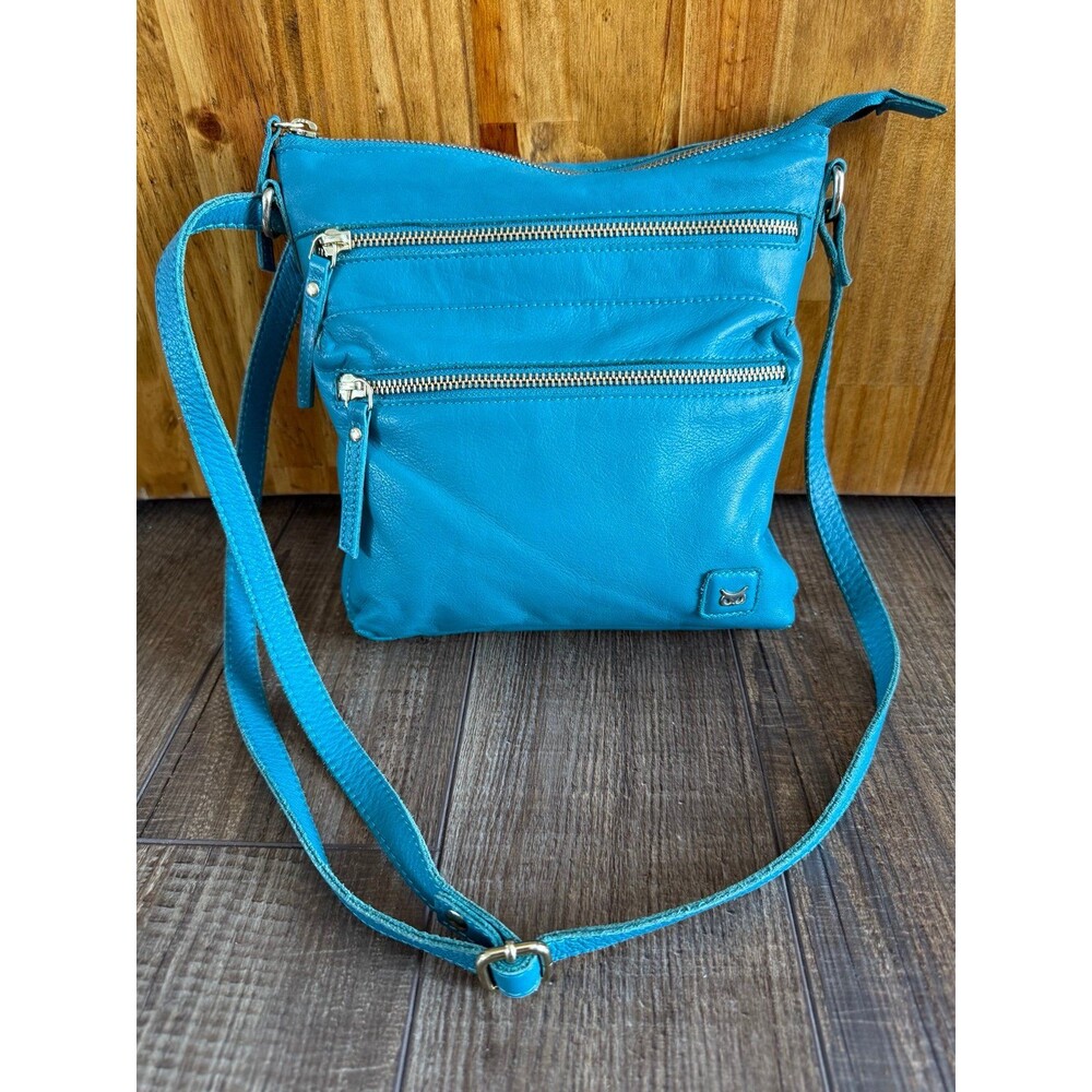 Wise Owl Turquoise Green Nappa Crossbody Purse NWOT